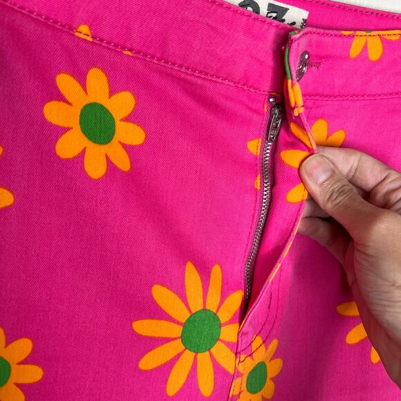 Free People Youthquake Flare Jeans 27 Pink Daisy Hippie Retro Cropped Floral New - Picture 8 of 12